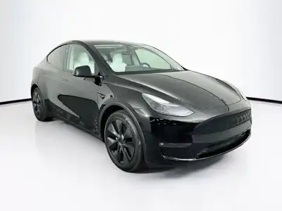 2025 Tesla Model Y Long Range Dual Motor All-Wheel Drive's photo