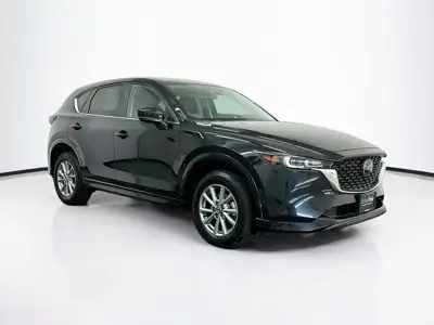 2025 Mazda CX-5 S Preferred package Auto AWD photo 1