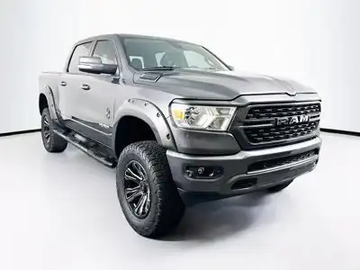2022 RAM 1500 Big Horn/Lone Star 4x4 Crew Cab 5'7's photo