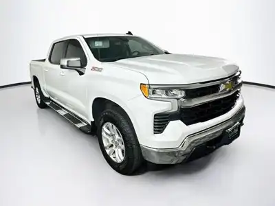 2025 Chevrolet Silverado 1500 LT 4X4 Crew Cab Short Box's photo