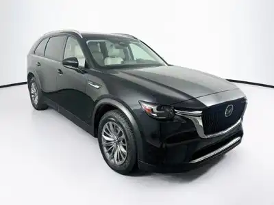 2024 Mazda CX-90 PHEV Preferred Package's photo