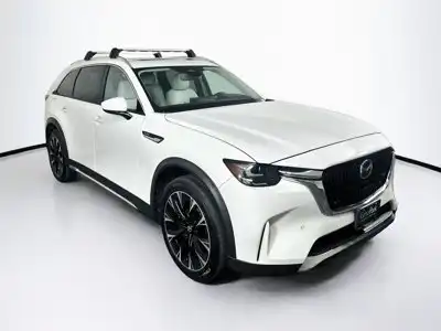 2024 Mazda CX-90 PHEV Premium Plus Package's photo