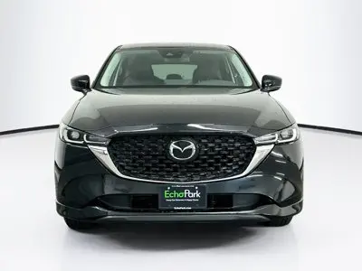 2025 Mazda CX-5 S Preferred package Auto AWD photo 3