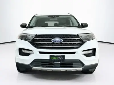 2021 Ford Explorer XLT 4WD photo 3