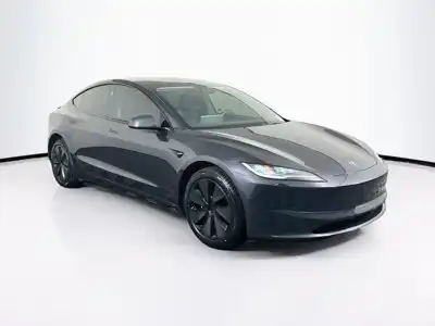 2025 Tesla Model 3 Long Range's photo