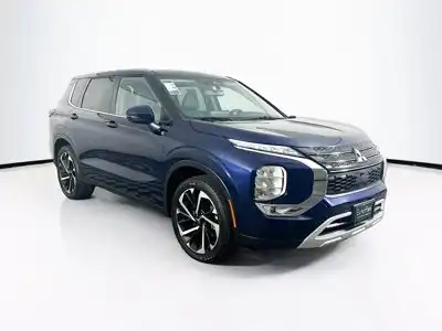 2024 Mitsubishi Outlander SE S-AWC's photo