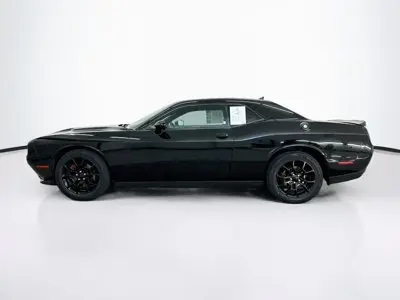 2017 Dodge Challenger GT photo 4