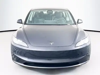 2024 Tesla Model 3 Long Range photo 3