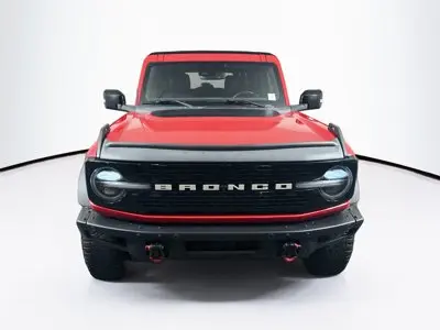 2021 Ford Bronco Wildtrak 4x4 photo 3