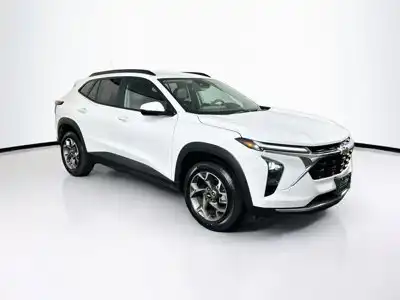 2025 Chevrolet Trax LT's photo