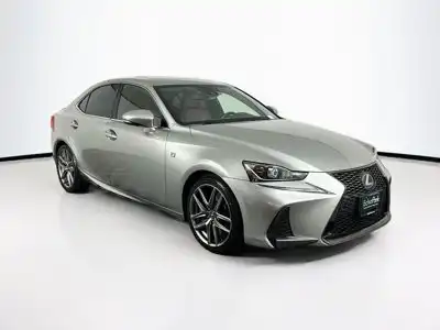 2017 Lexus IS 350 200t's photo