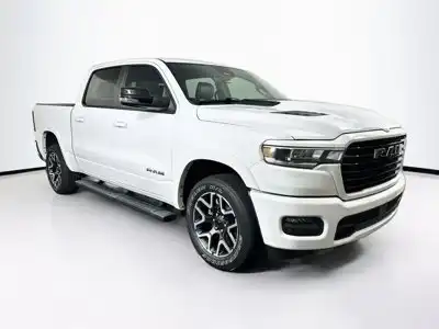 2025 RAM 1500 Laramie 4x4 Crew Cab 5'7's photo