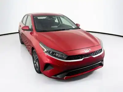 2024 Kia Forte LXS AT's photo