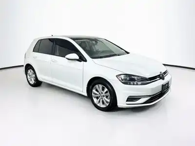 2020 Volkswagen Golf 1.4 TSI Auto's photo