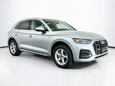 2023 Audi Q5 40 Premium's photo