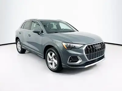 2020 Audi Q3 45 TFSI Premium quattro's photo