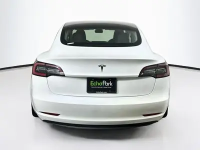 2023 Tesla Model 3 Base photo 5