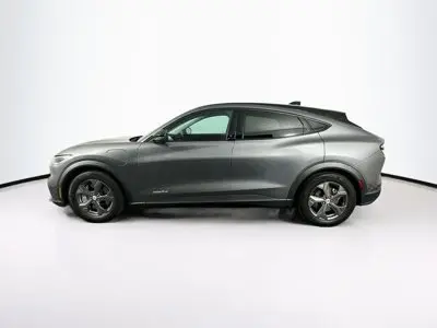 2023 Ford Mustang-Mach-e Select photo 4