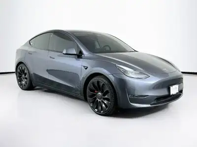 2022 Tesla Model Y Performance Dual Motor All-Wheel Drive's photo