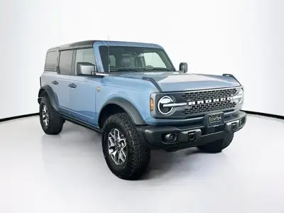 2025 Ford Bronco Badlands 4x4 photo 1