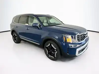 2025 Kia Telluride S FWD's photo