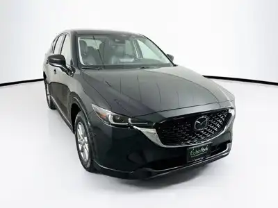 2025 Mazda CX-5 S Preferred package Auto AWD's photo