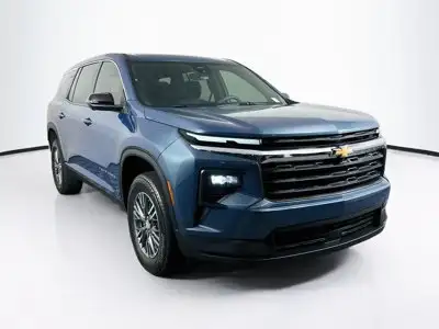 2024 Chevrolet Traverse FWD LS's photo