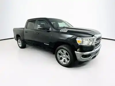 2023 RAM 1500 Big Horn/Lone Star 4x4 Crew Cab 5'7's photo