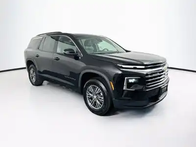 2025 Chevrolet Traverse FWD LT's photo