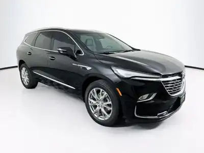 2023 Buick Enclave Essence AWD's photo
