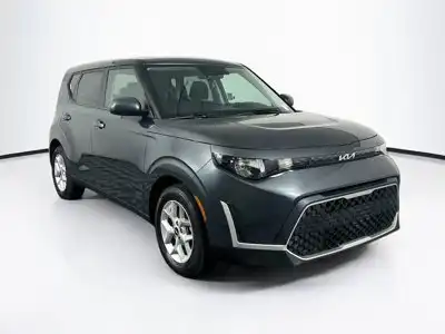 2025 Kia Soul 2.0L LX IVT's photo