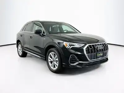 2024 Audi Q3 45 TFSI S Line Premium quattro's photo