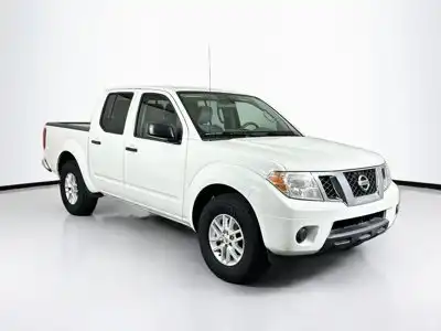 2015 Nissan Frontier 4.0 SV Crew Cab 4X2 AT SWB's photo