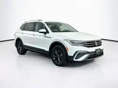 2024 Volkswagen Tiguan 2.0T SE 4Motion's photo