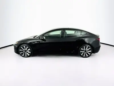 2024 Tesla Model 3 Long Range AWD photo 4