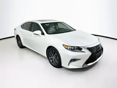 2017 Lexus ES 350 350's photo