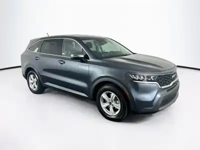 2023 Kia Sorento LX AT's photo