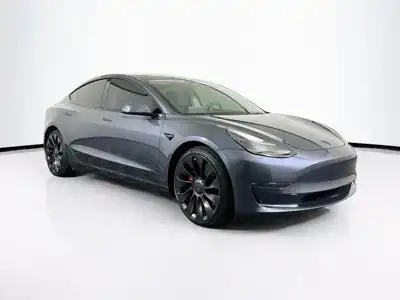 2023 Tesla Model 3 Performance's photo