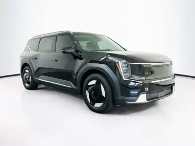 2024 Kia EV9 Wind AWD's photo