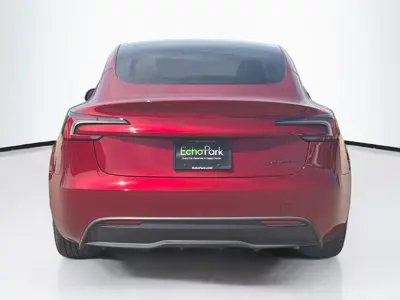 2025 Tesla Model 3 Long Range AWD photo 5