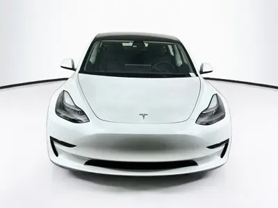 2023 Tesla Model 3 Base photo 3