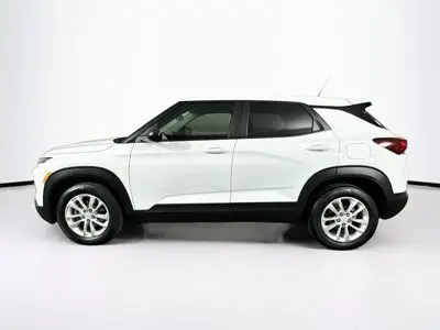 2024 Chevrolet Trailblazer LS photo 4