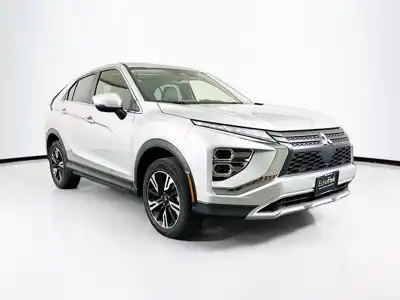 2024 Mitsubishi Eclipse Cross SE S-AWC's photo