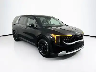 2025 Kia Sedona LXS's photo