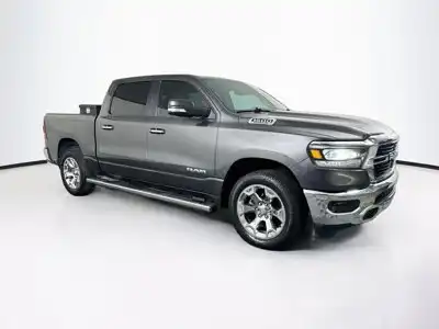 2019 RAM 1500 Big Horn/Lone Star 4x4 Crew Cab 5'7's photo