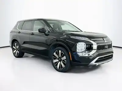 2025 Mitsubishi Outlander SE S-AWC's photo