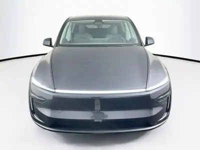 2026 Tesla Model Y Long Range Launch Series AWD photo 3