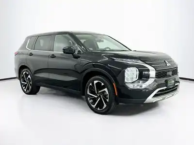 2024 Mitsubishi Outlander SE S-AWC's photo