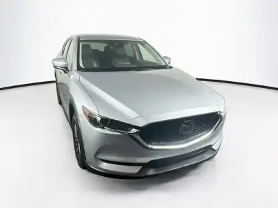 2020 Mazda CX-5 Touring Auto's photo