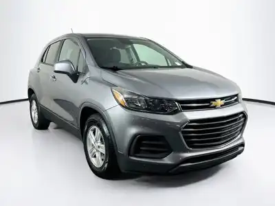 2020 Chevrolet Trax LS's photo